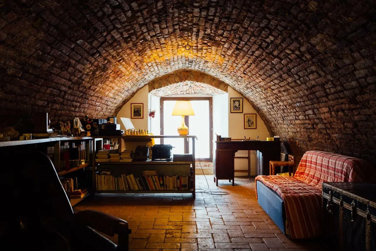Podere La Concia Giuncarico Farm stay